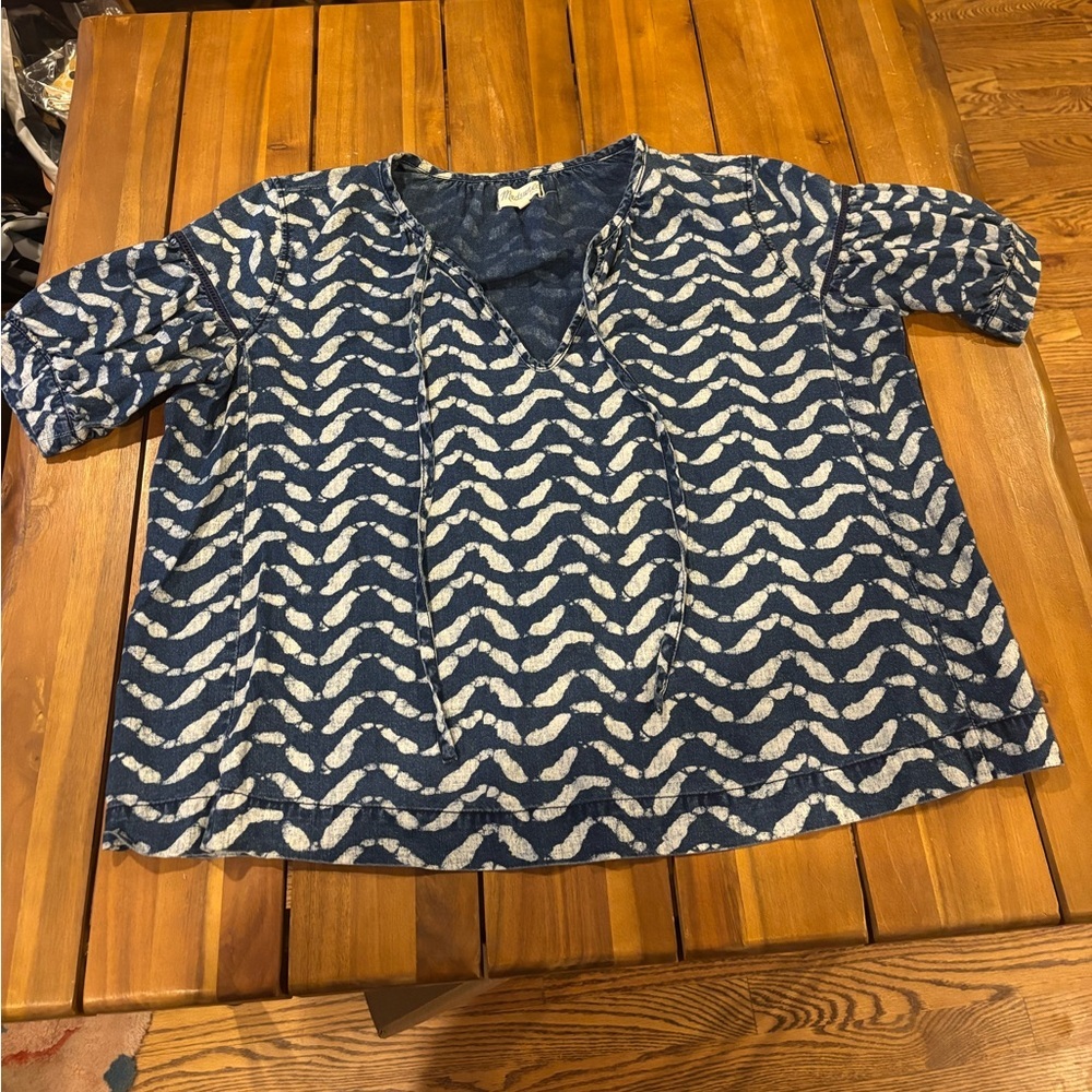 Madewell blue printed top women’s size small